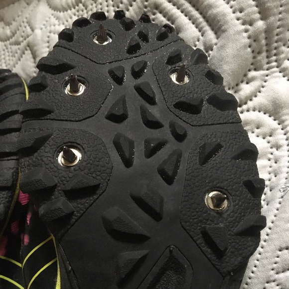 Track spikes - Picture 3 of 4